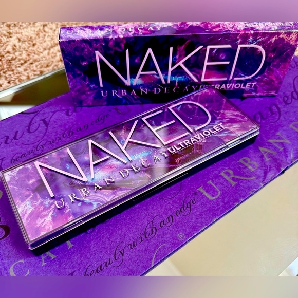 Urban Decay Purple Eyeshadow Palette Vibrant Shimmer Matte - Picture 1 of 5